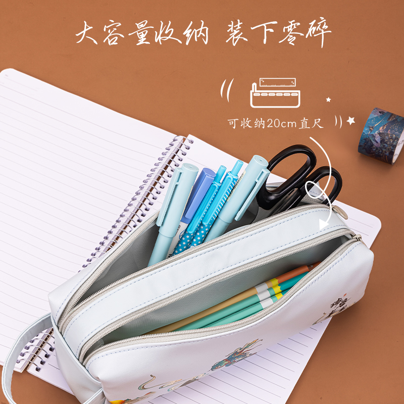 s36沙龙会66915高龄卡通国潮大方包多用途笔袋(混)(只)