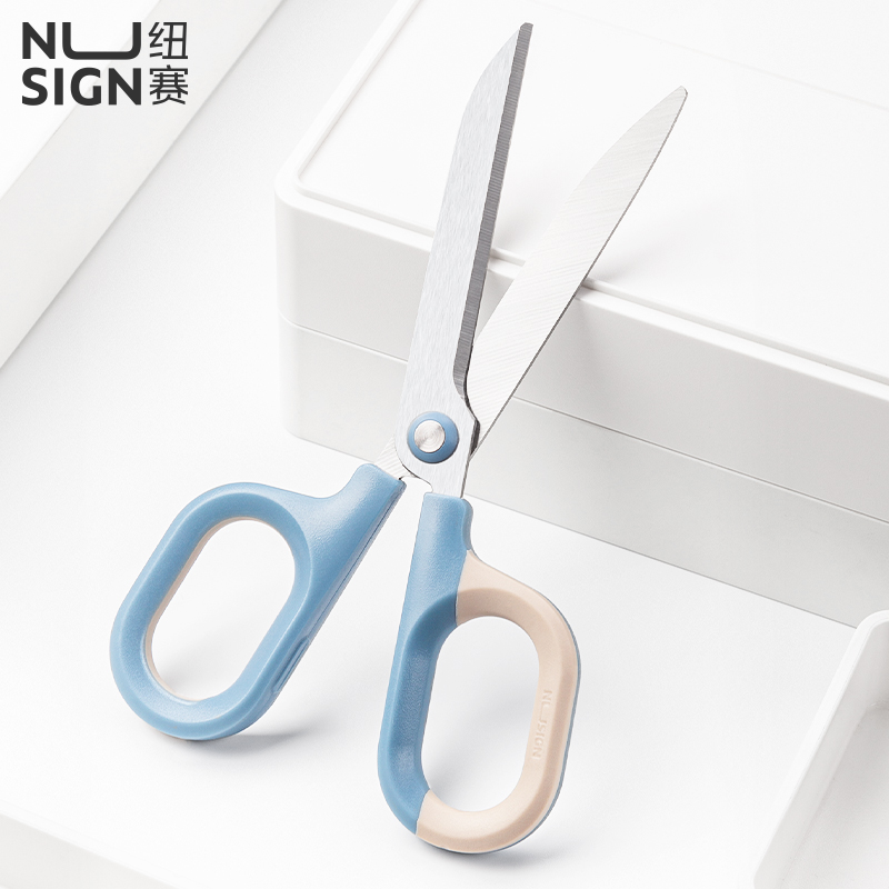 s36沙龙会30903-48封箱母卷1580mm*4000m*48μm(高透)(支)